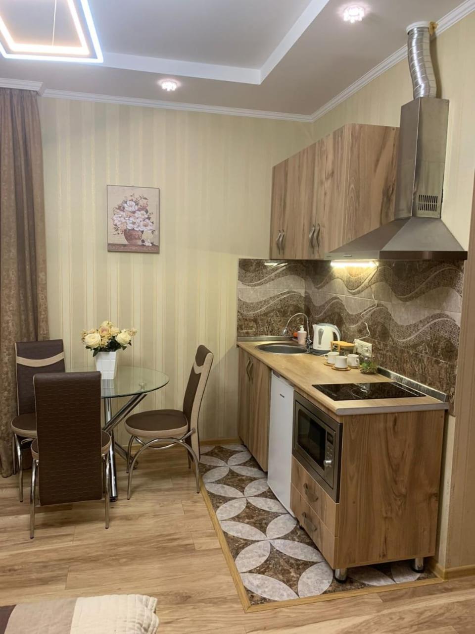 Apartment On L.Meskhishvili Turn Tbilisi Eksteriør bilde