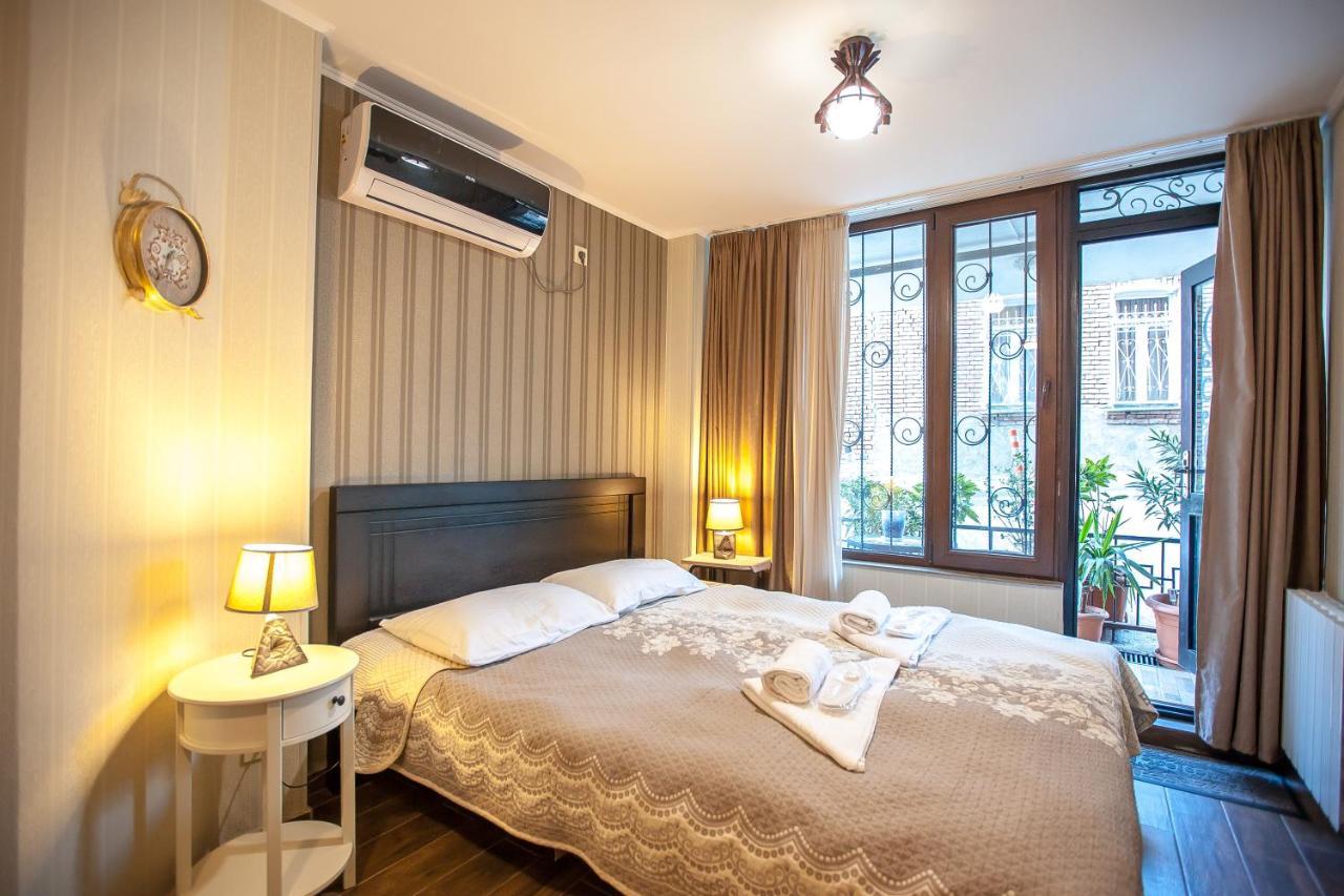 Apartment On L.Meskhishvili Turn Tbilisi Eksteriør bilde